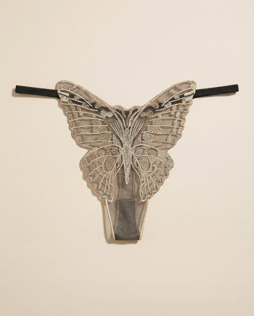 Butterfly Noir Cutie